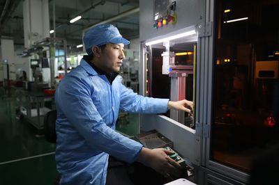 新春開工進行時|開特電子:600名工人全部返廠鼓足干勁忙生產,向新能源、智能網聯領域進軍